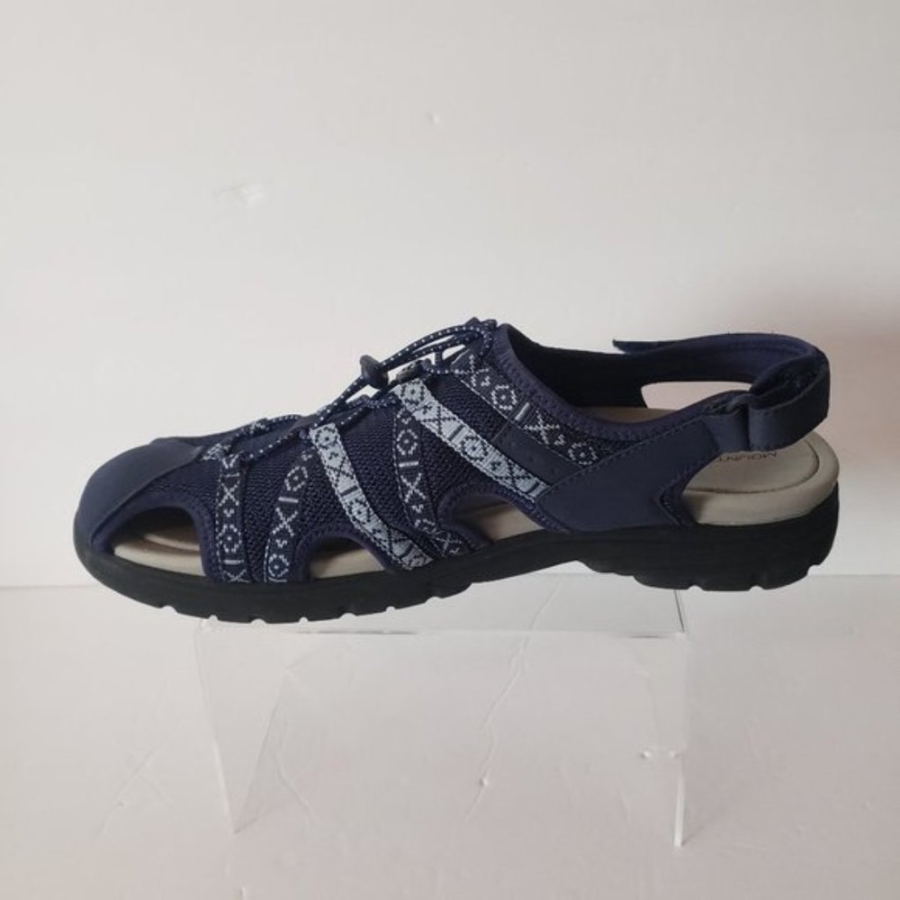 Mountrek Sandals Water shoes Quick Dry Straps Back